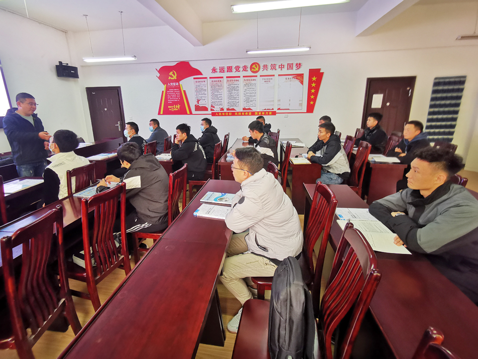 湖北省退役軍人職業(yè)技能安全員培訓(xùn)通訊報(bào)道(圖1)